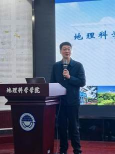 1a80163b3f30f5f552e4c2c334bd9c9